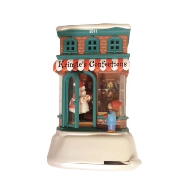 2011 Hallmark "Kringle's Confections" Kringleville Christmas Tree Ornament - Picture 4 of 5